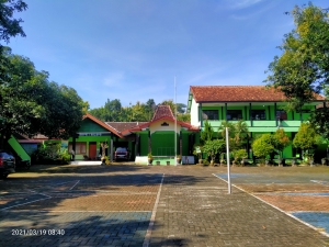 Sarana dan Prasarana